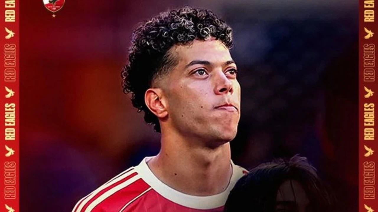 موقف إنساني.. كواليس اعتذار إمام عاشور لوليد صلاح قبل قمة الأهلي والجيش الملكي